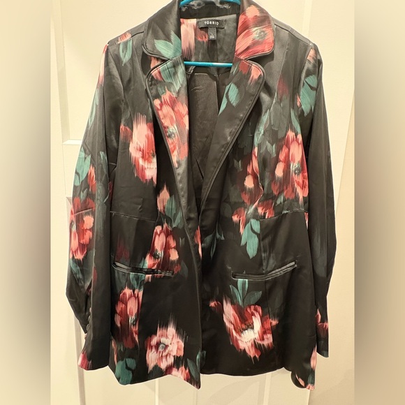 Torrid Black Floral Women's Blazer - Picture 1 of 6